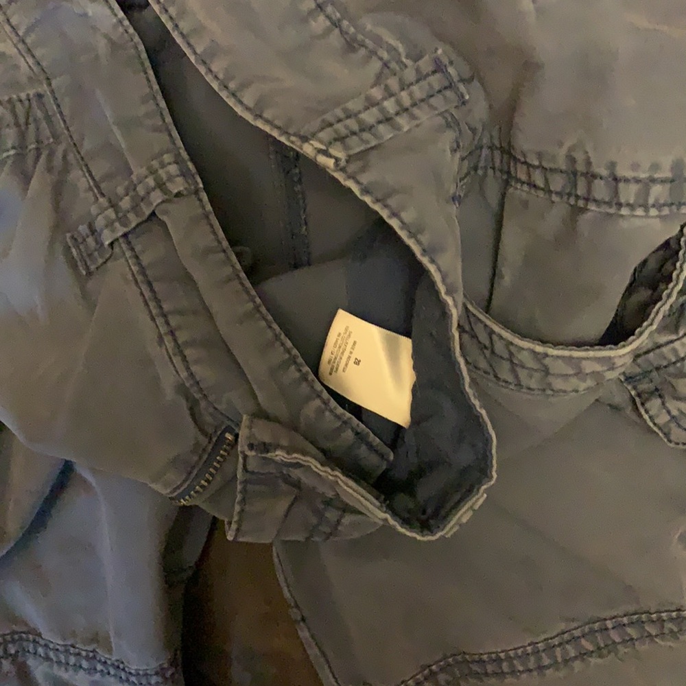 Shorts - Picture 2 of 5